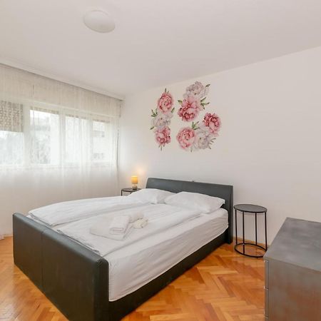 Apartment Omiska Сплит Экстерьер фото