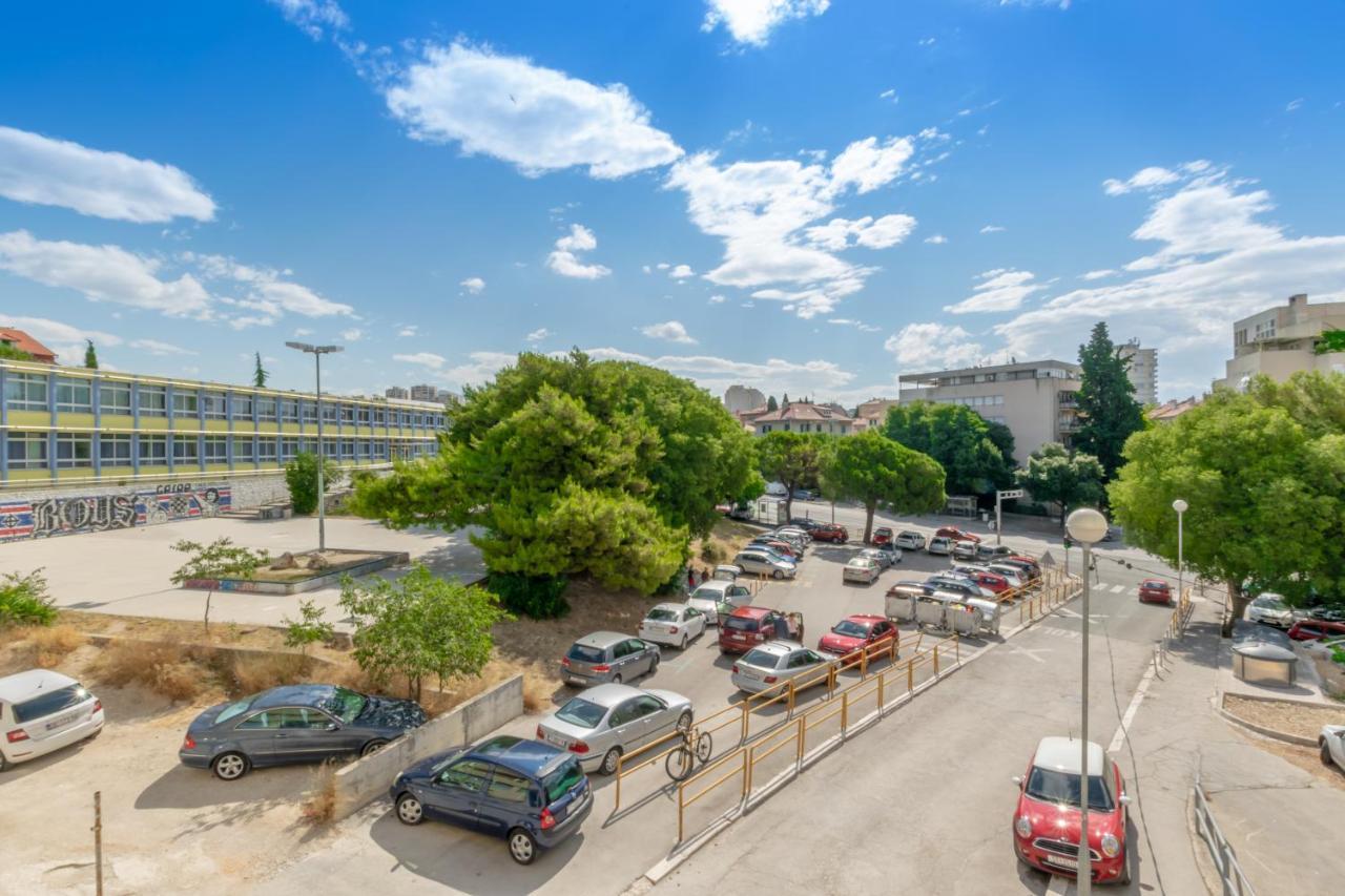 Apartment Omiska Сплит Экстерьер фото