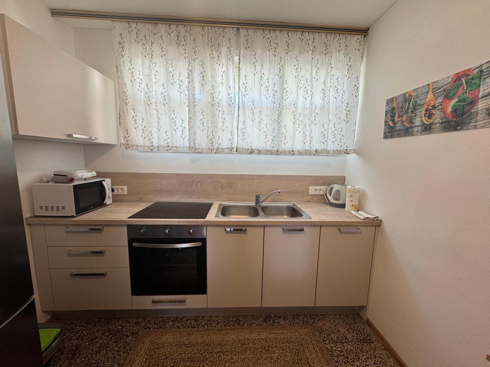 Apartment Omiska Сплит Экстерьер фото